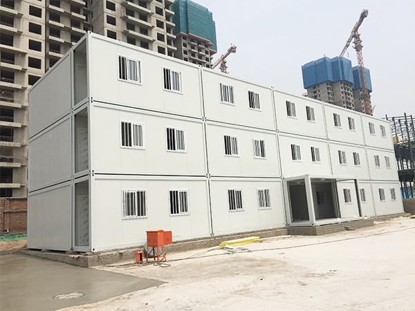 如何清洁打包箱式房？