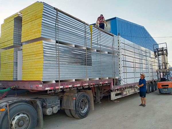 玻璃棉板的用途和优点有哪些？